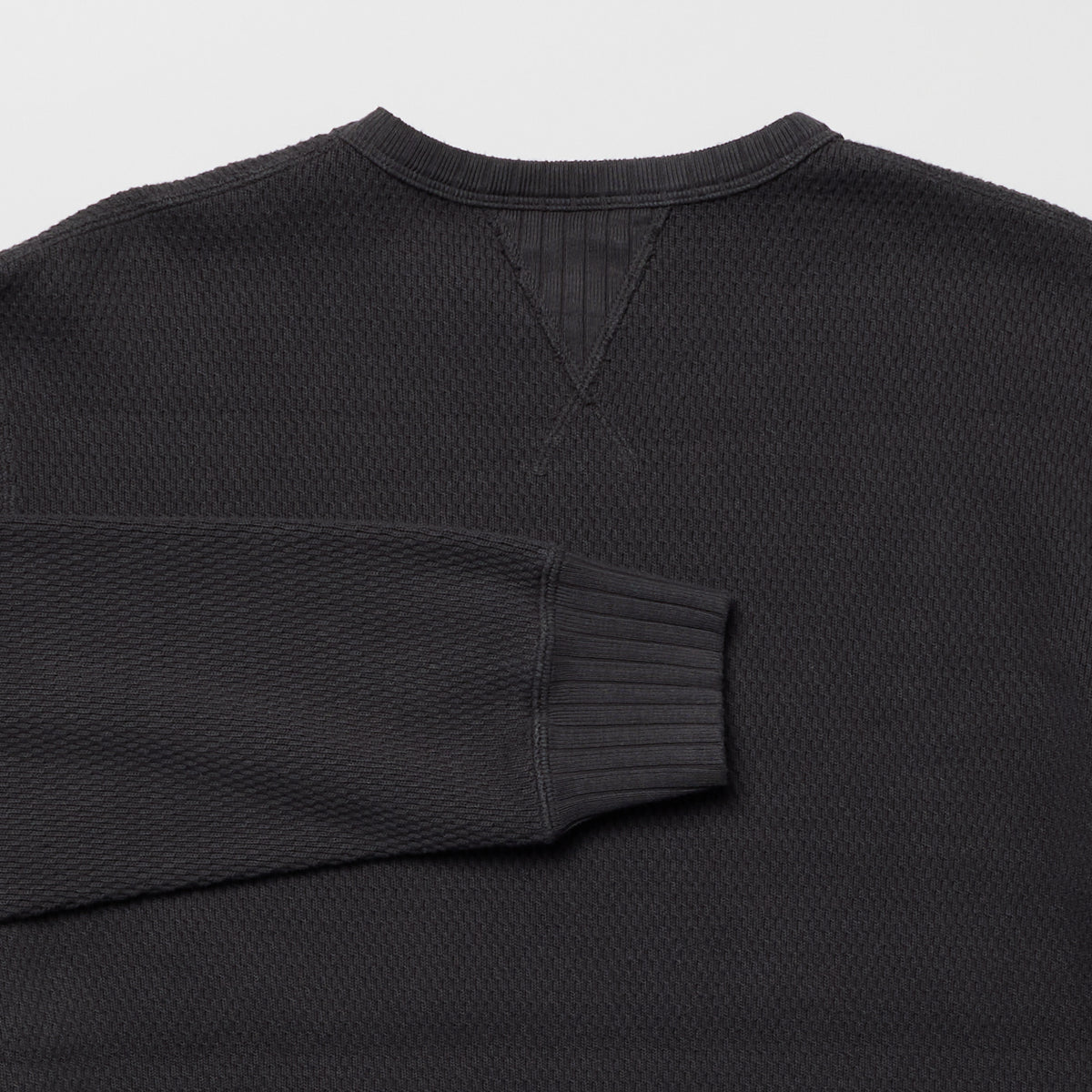 Date Thermal "Double V" Washed Black